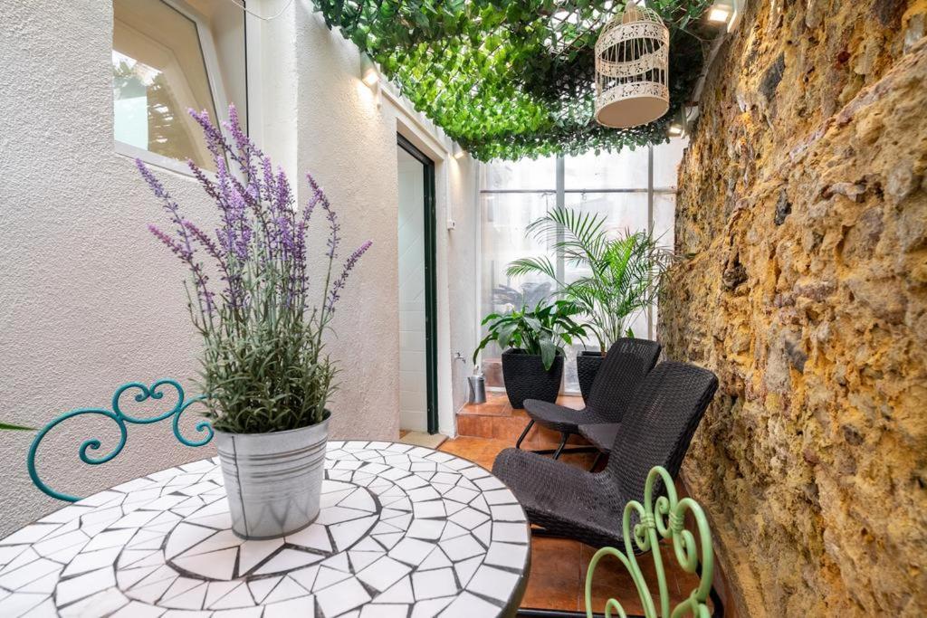 Regueira Gold Com Terraco Apartment Lisbon Luaran gambar